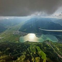 Flugwegposition um 15:20:48: Aufgenommen in der Nähe von Gemeinde Zell am See, 5700 Zell am See, Österreich in 2649 Meter